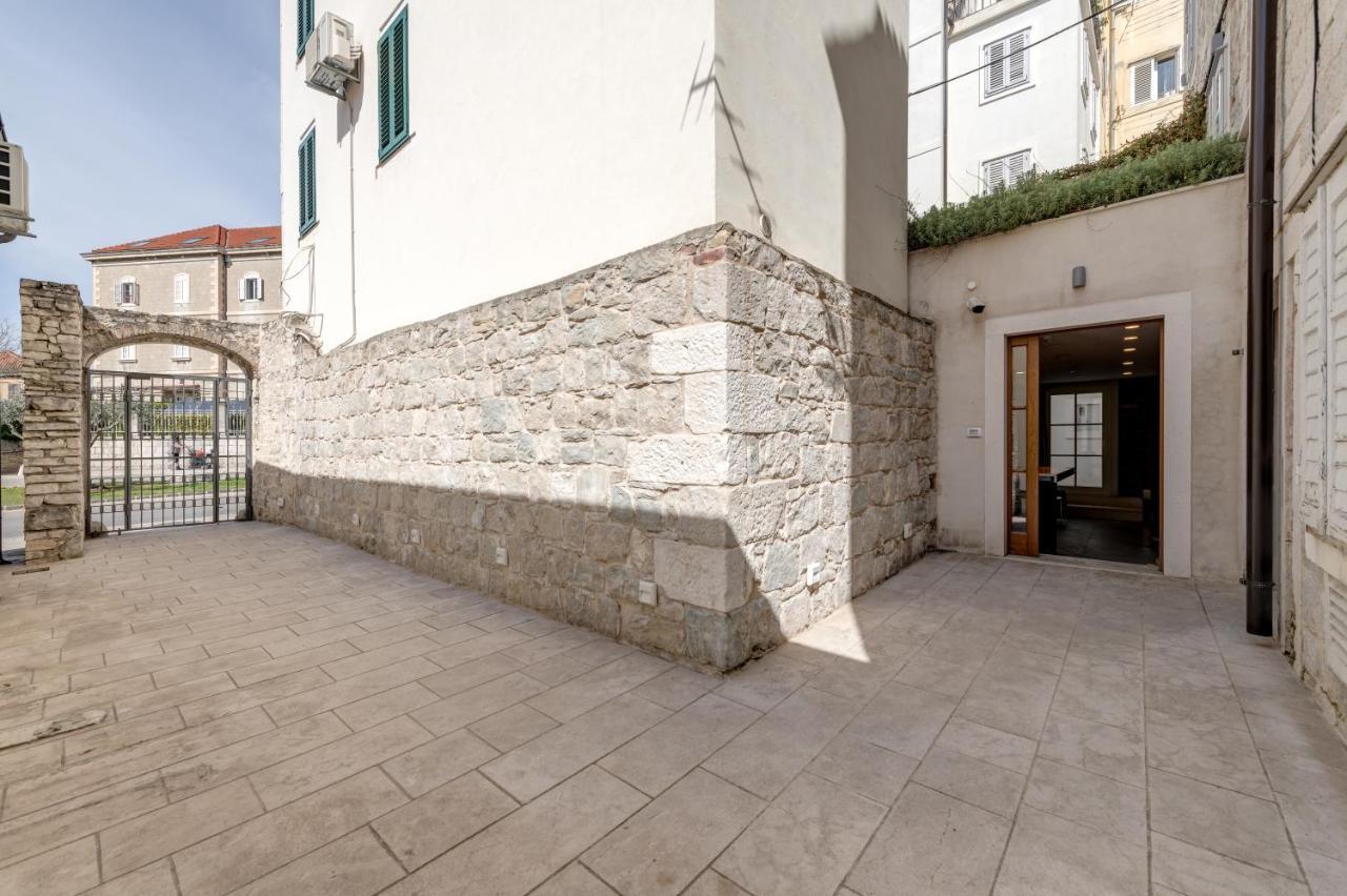 Stonemasons Heritage Split Exterior photo